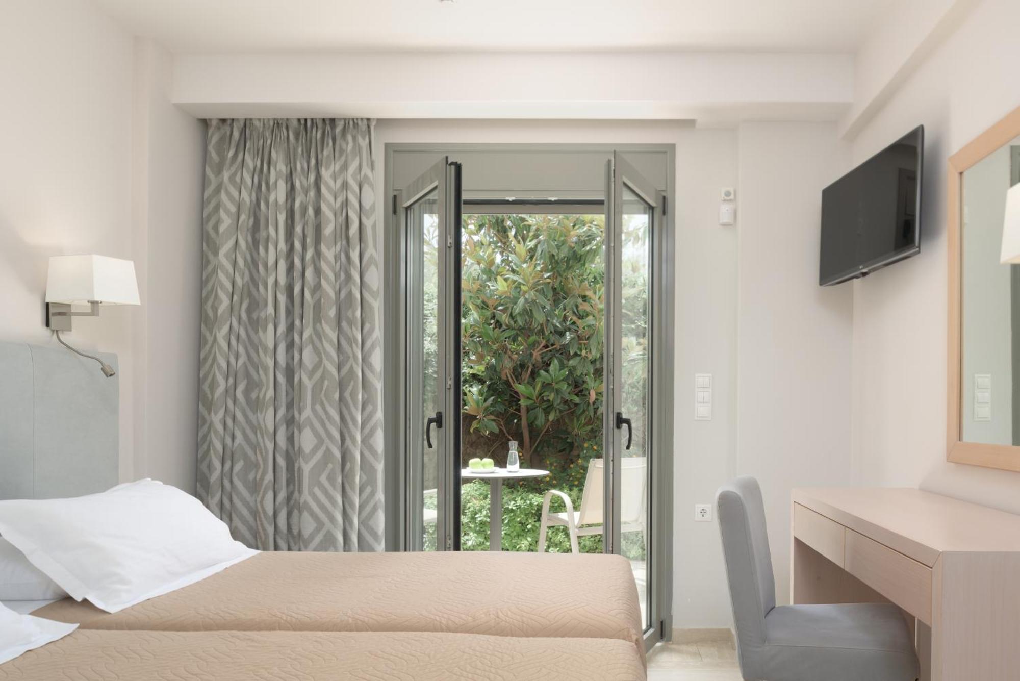 Eco Villa, A Perfect Escape Close To The Beach, By Thinkvilla Maroulás Екстериор снимка